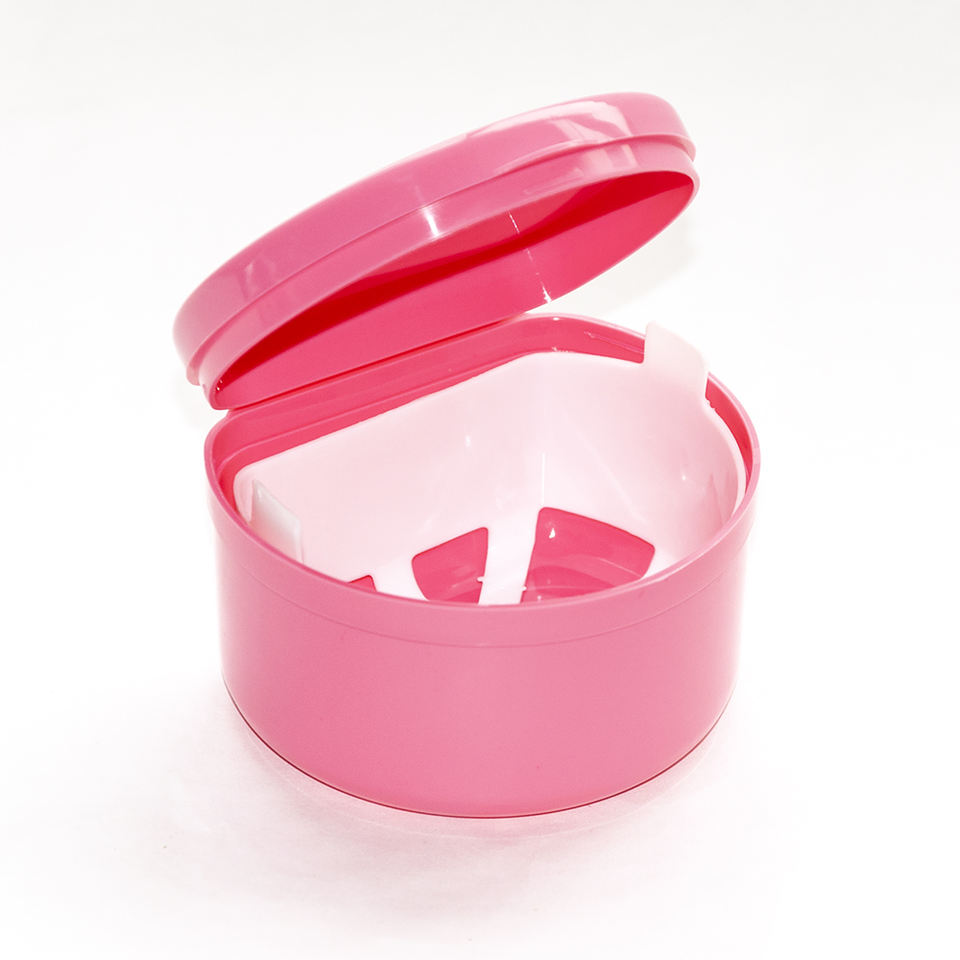 Boîte en plastique de dentier de prothèse dentaire d'approvisionnement d'usine chinoise Boîte en plastique de dentier de prothèse dentaire d'approvisionnement d'usine chinoise